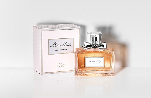 Hãy chọn Miss Dior cho những buổi hẹn hò của mình